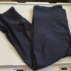 🔮Buy2Get1Free🔮 Yoga Crop Active leggings, size XL Navy Blue